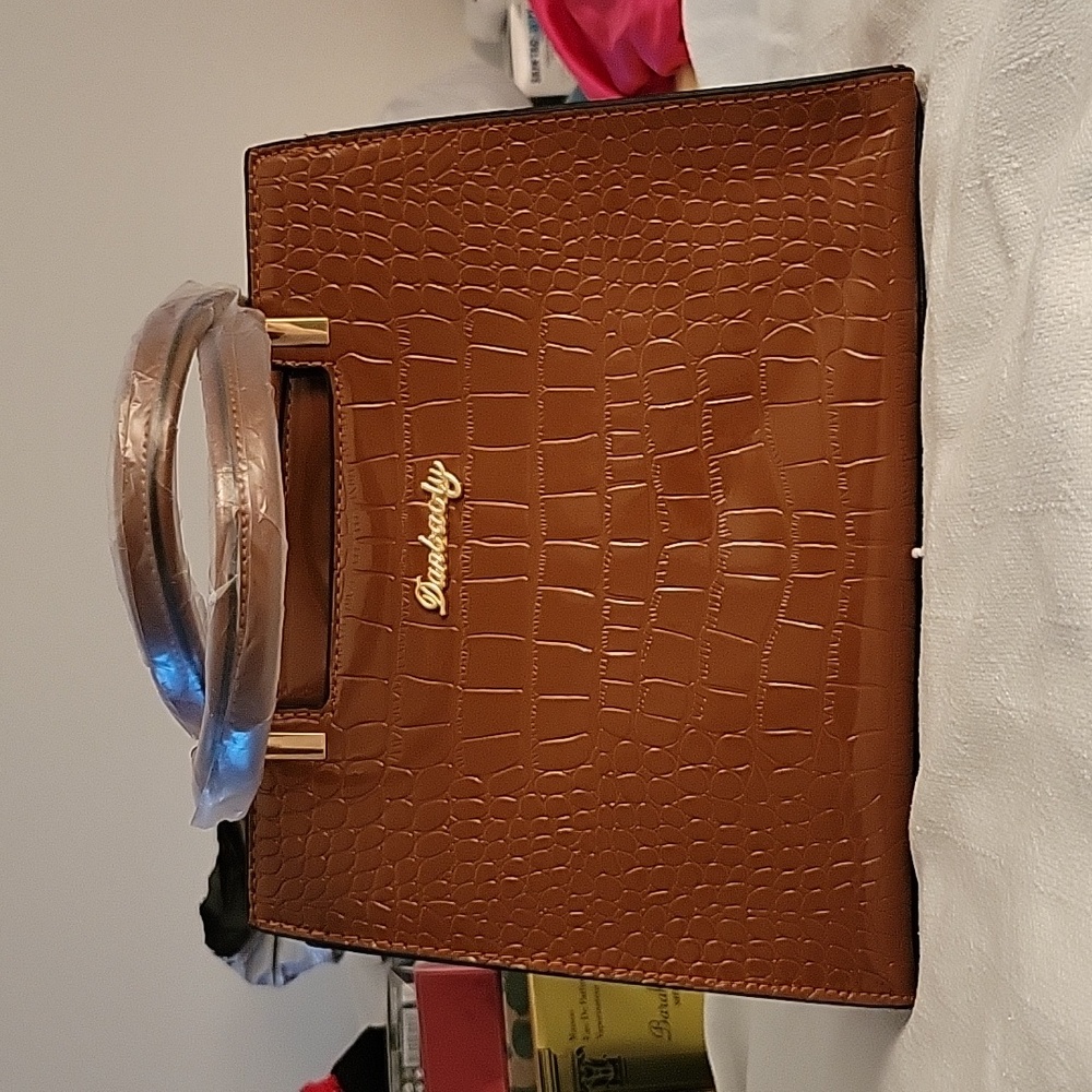Fashion Handbag .